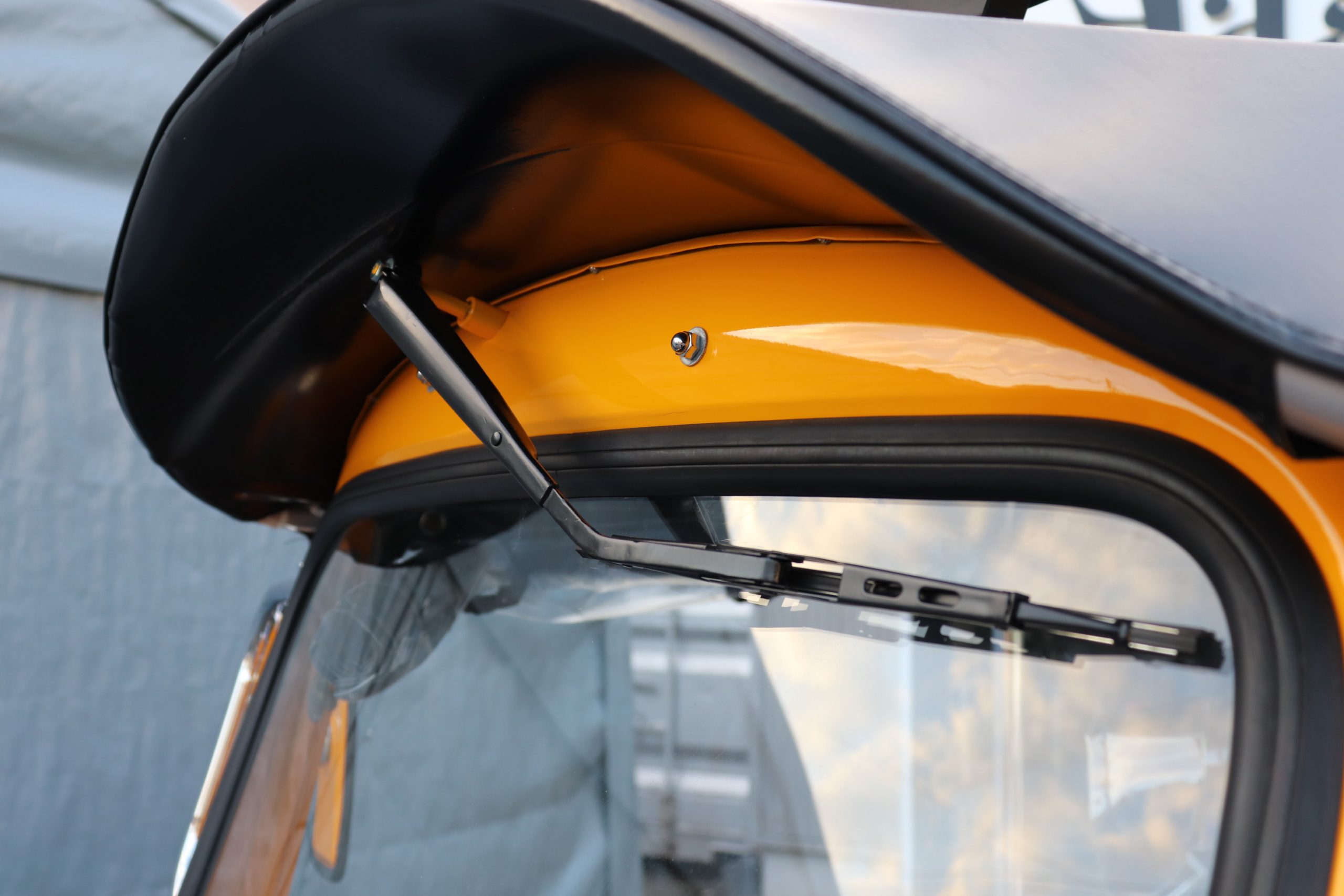 トゥクトゥク　ET4