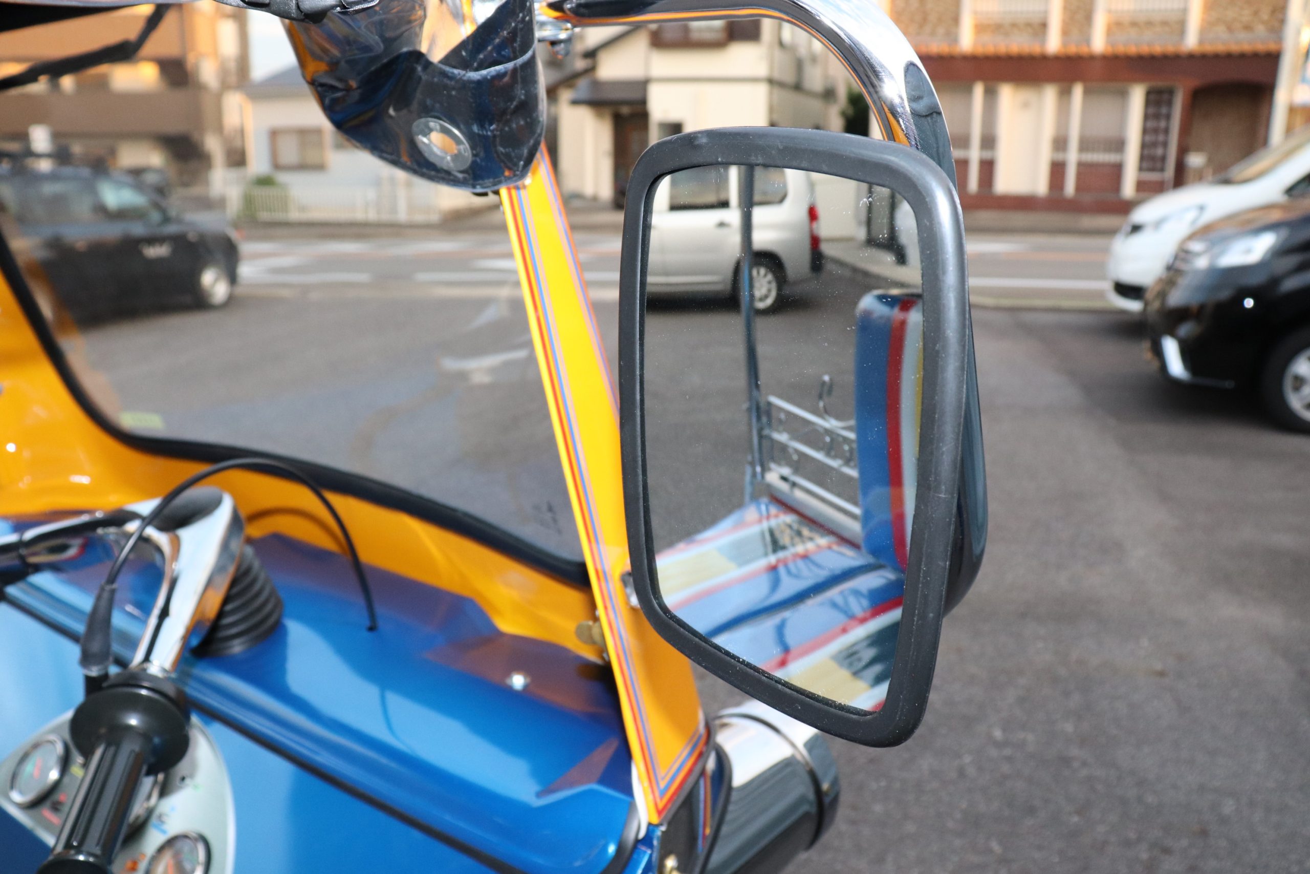 トゥクトゥク　ET4