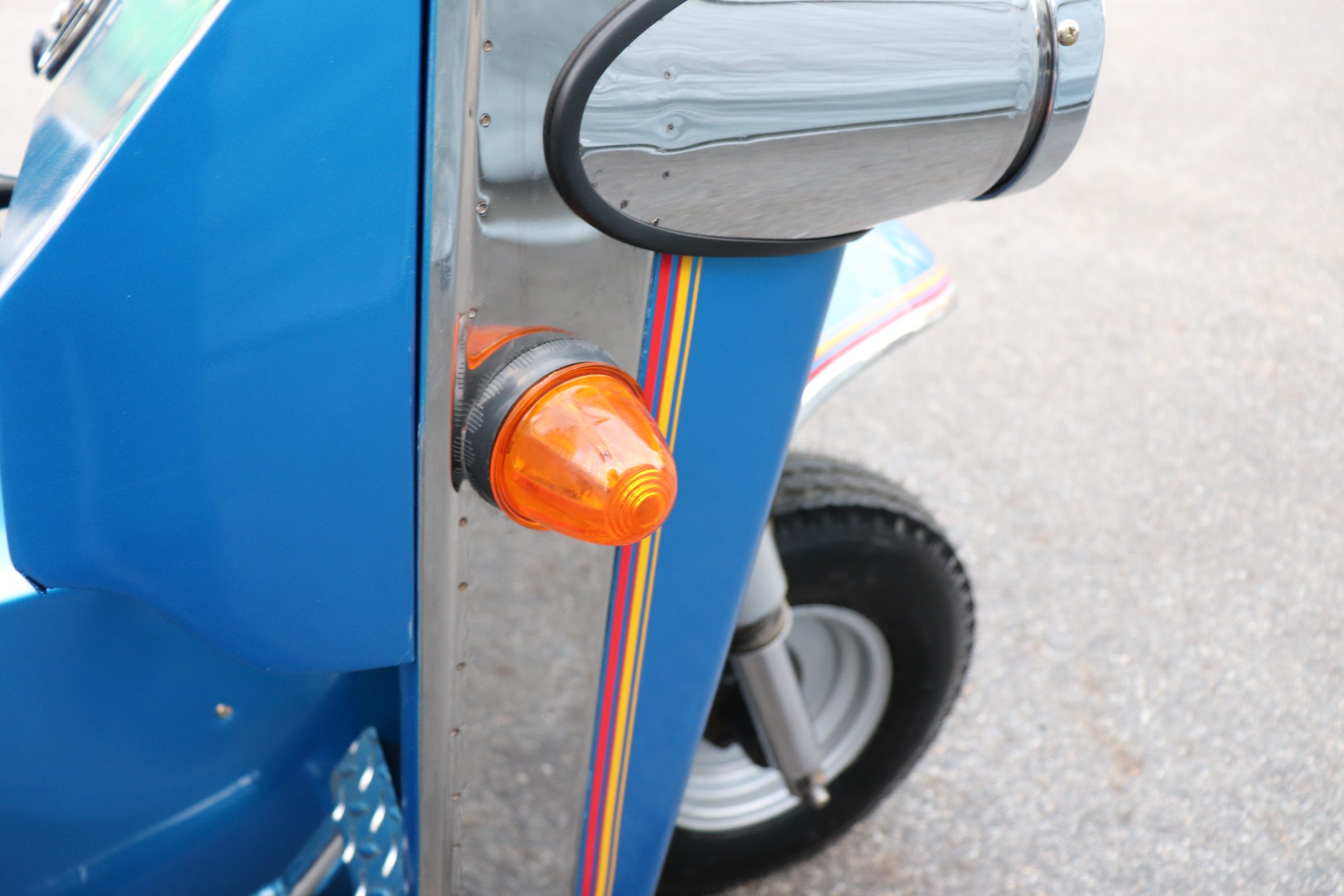 トゥクトゥク　ET4