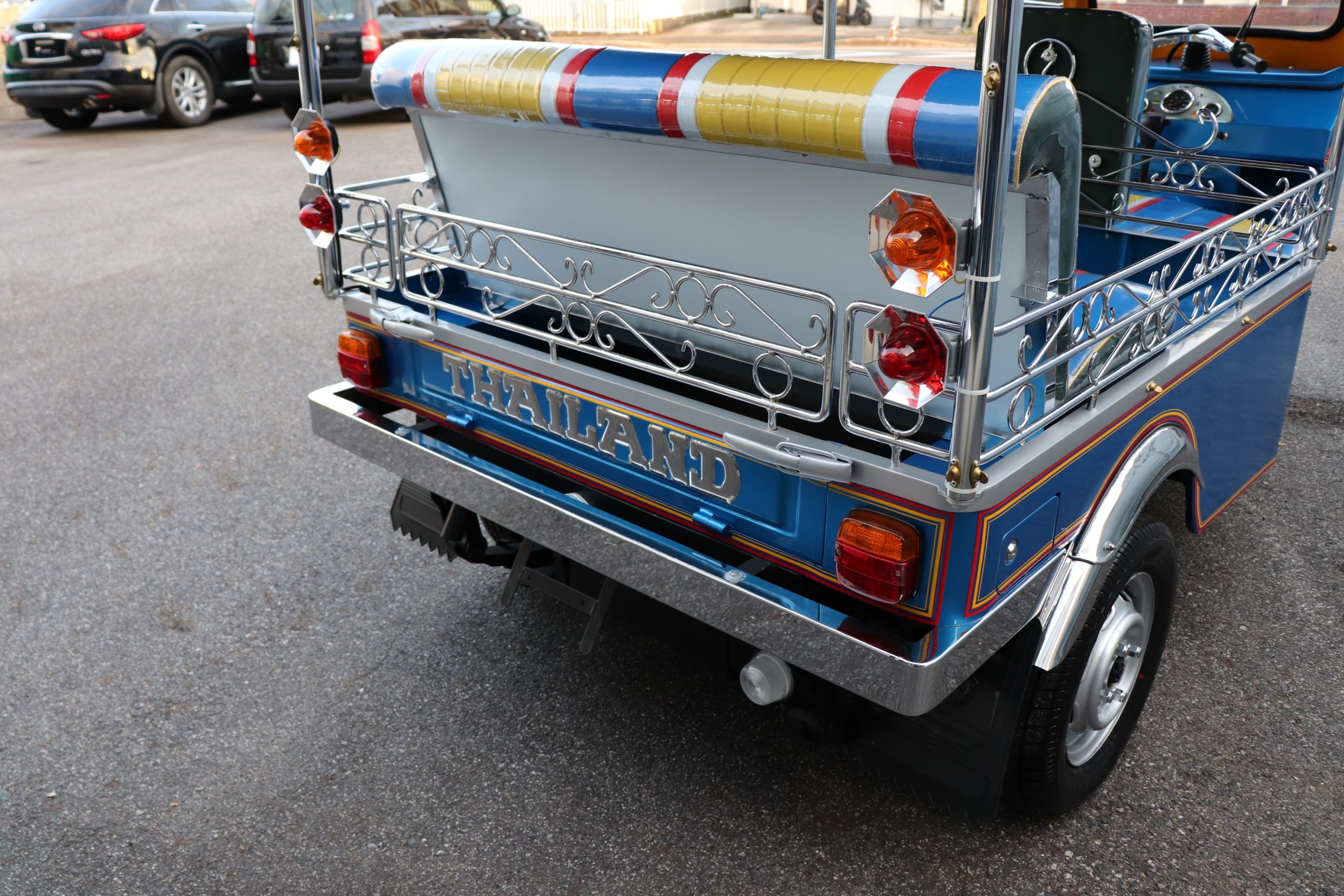 トゥクトゥク　ET4