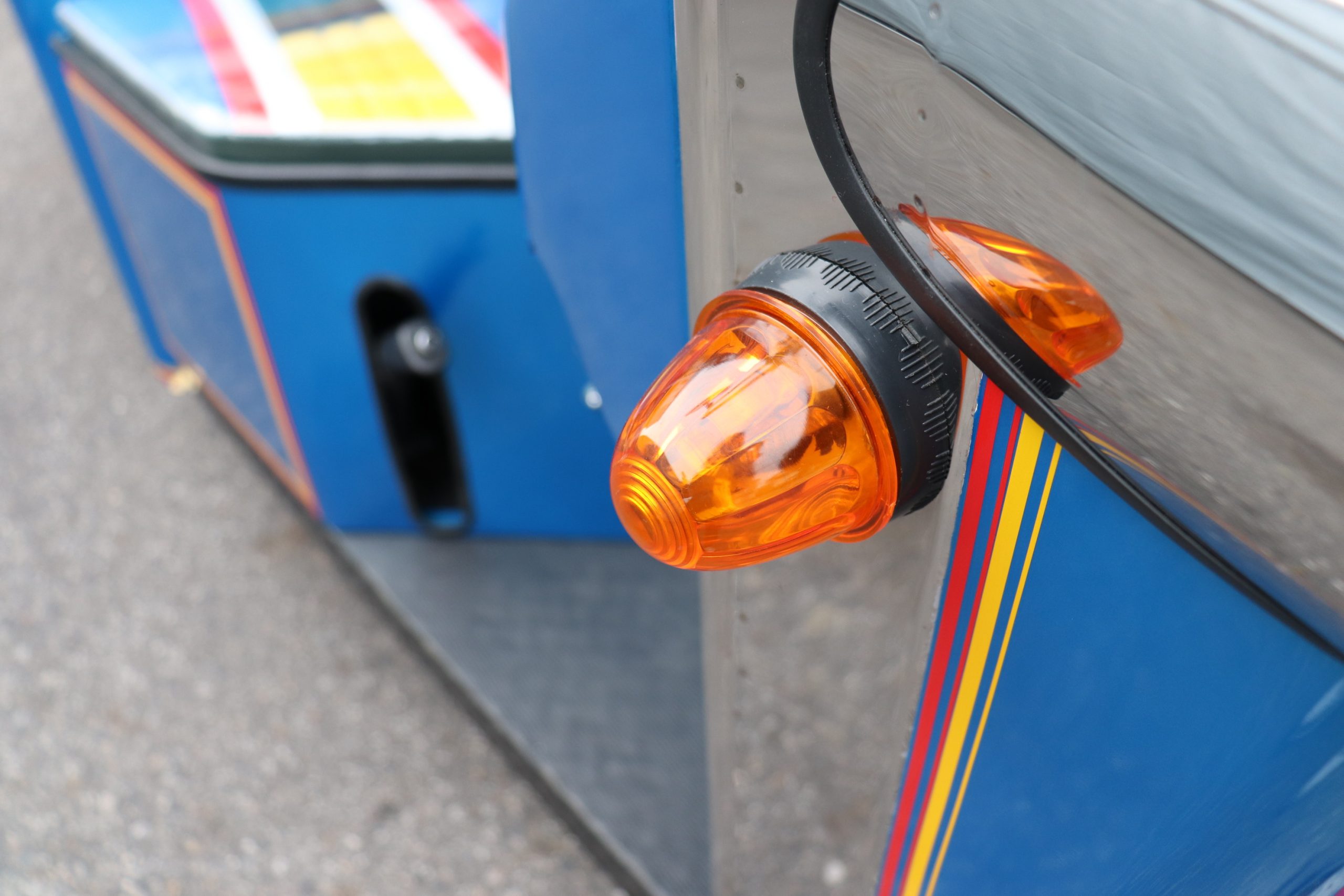 トゥクトゥク　ET7F