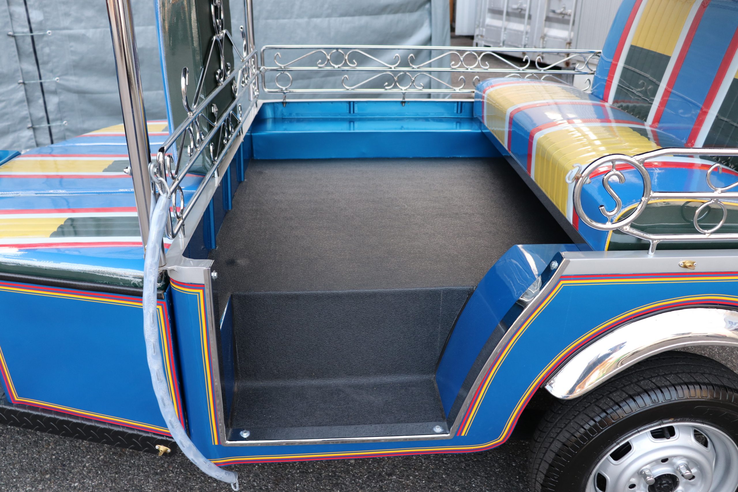 トゥクトゥク　ET4