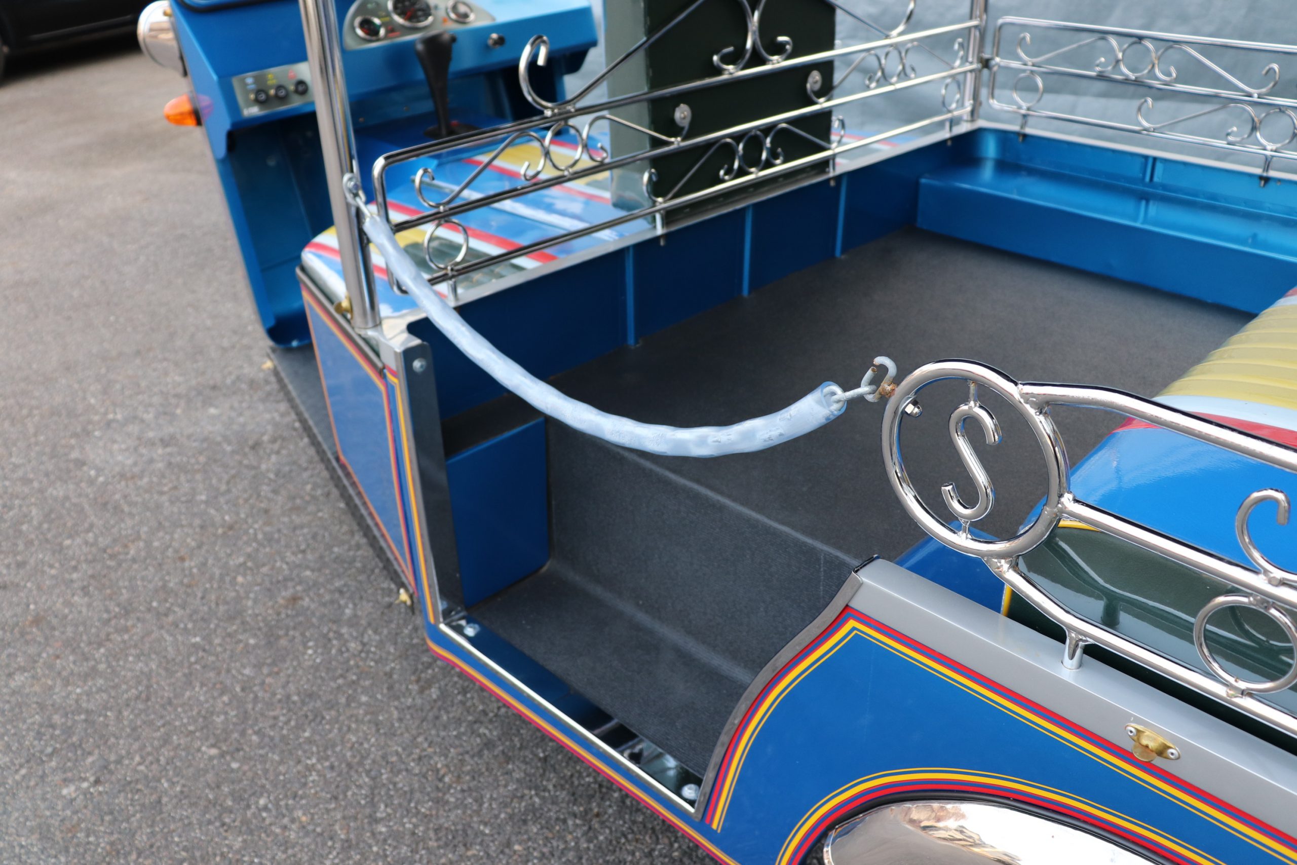 トゥクトゥク　ET4