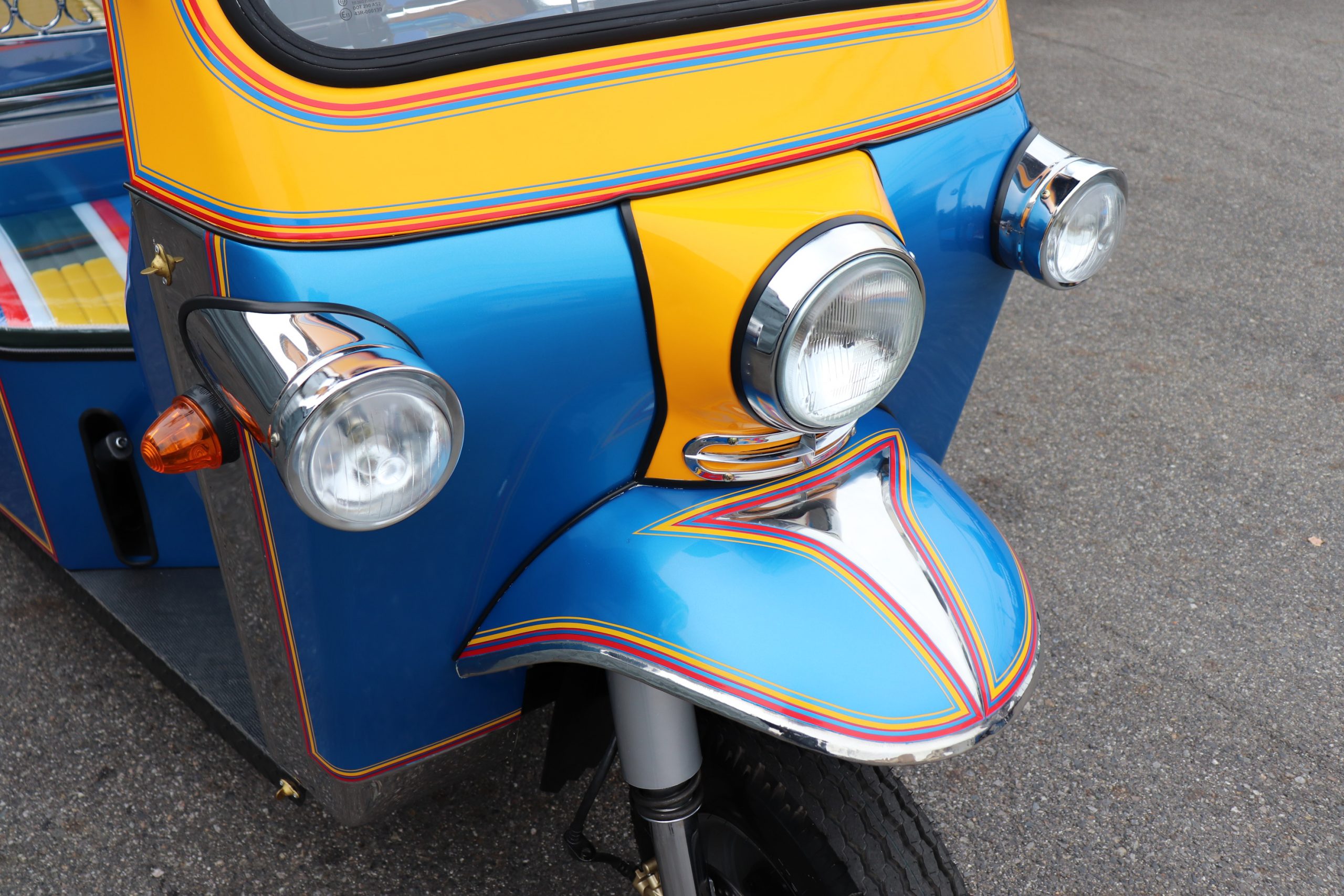 トゥクトゥク　ET7F