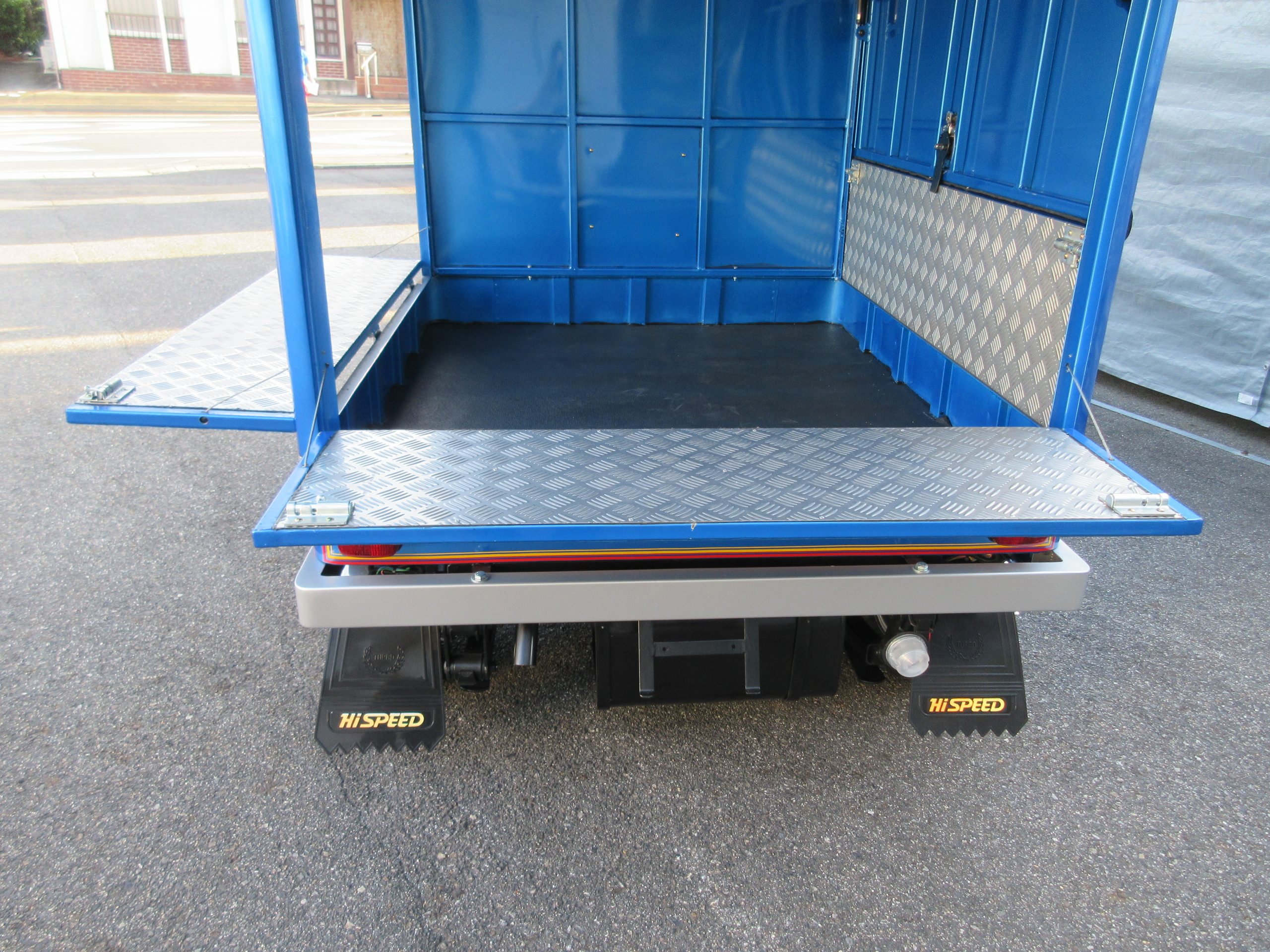 トゥクトゥク　ETM