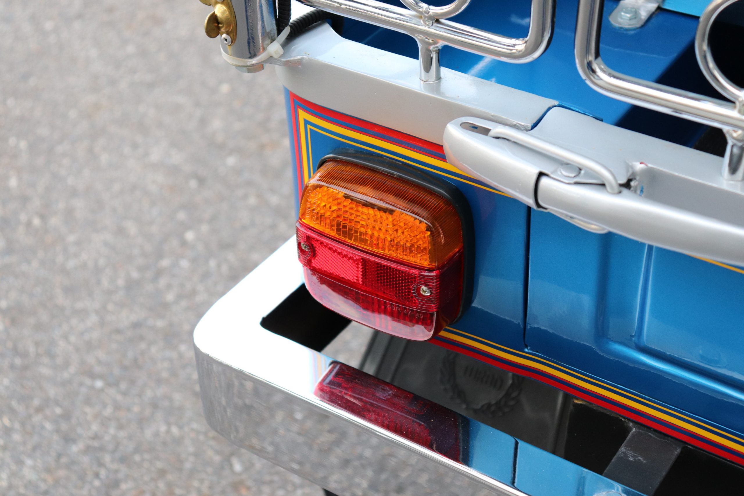 トゥクトゥク　ET4