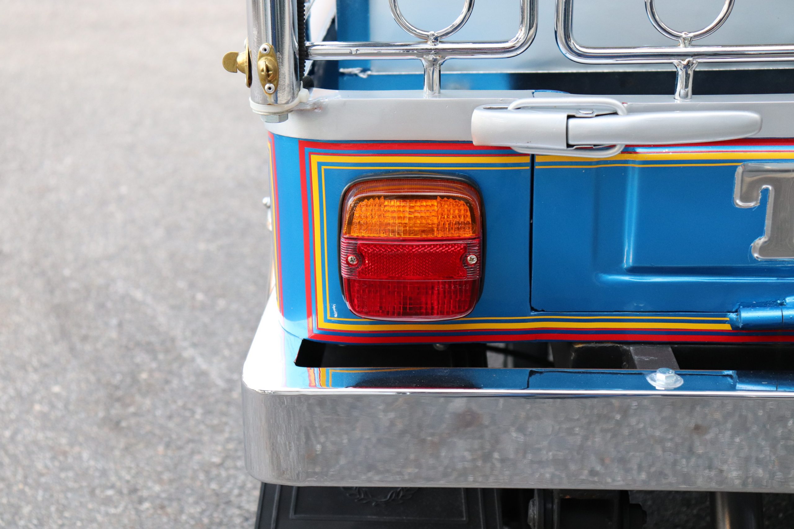 トゥクトゥク　ET4