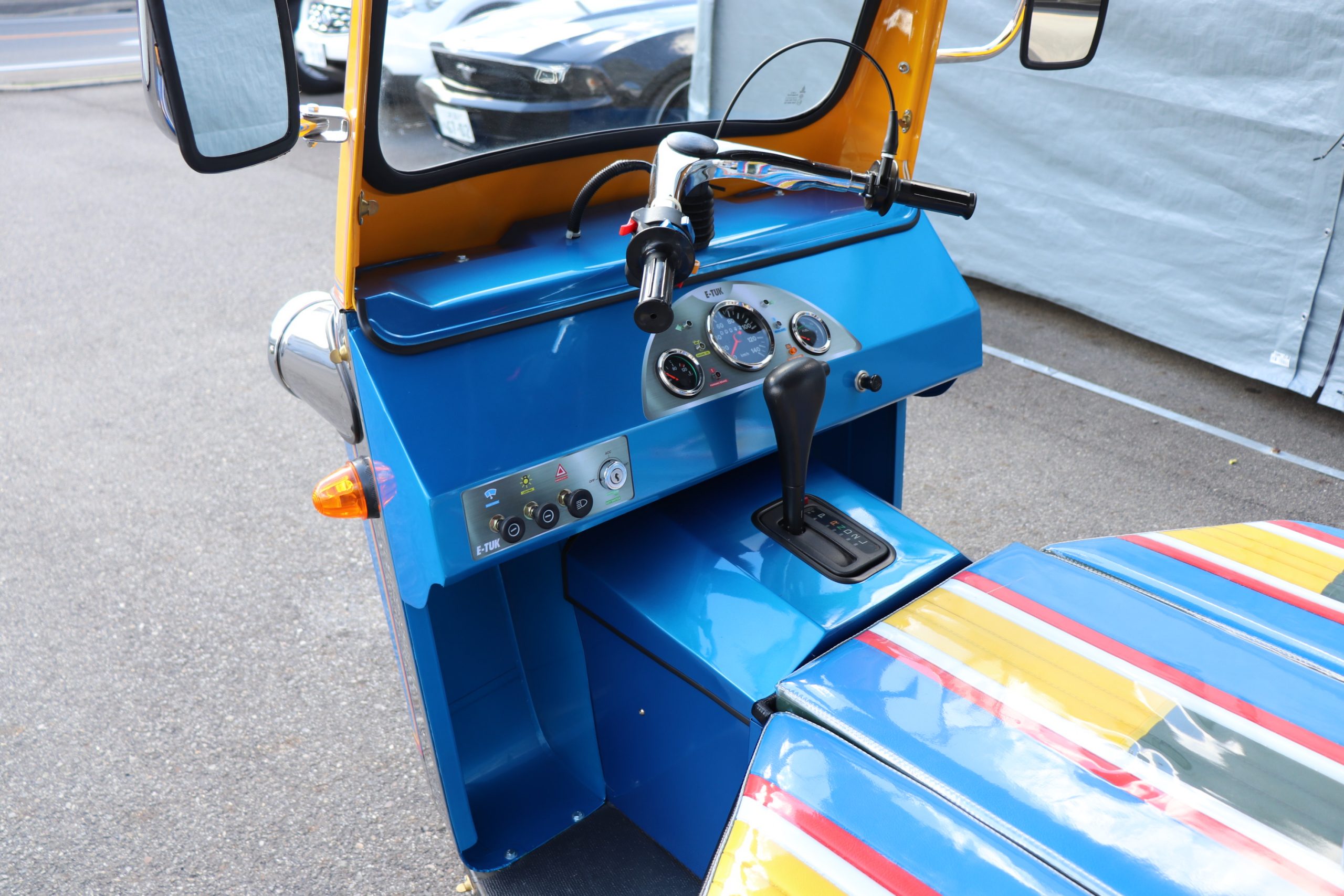 トゥクトゥク　ET7