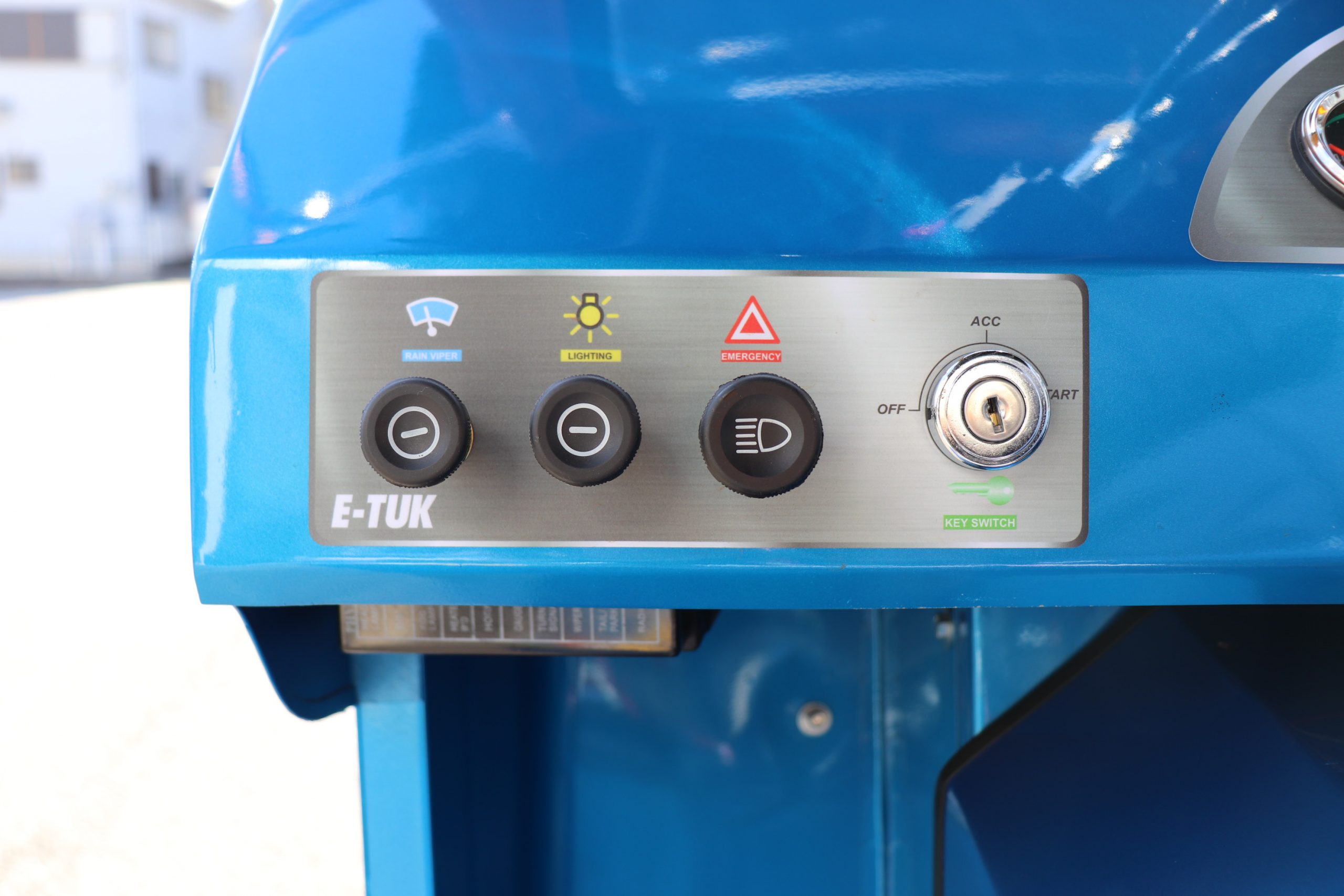 トゥクトゥク　ET7